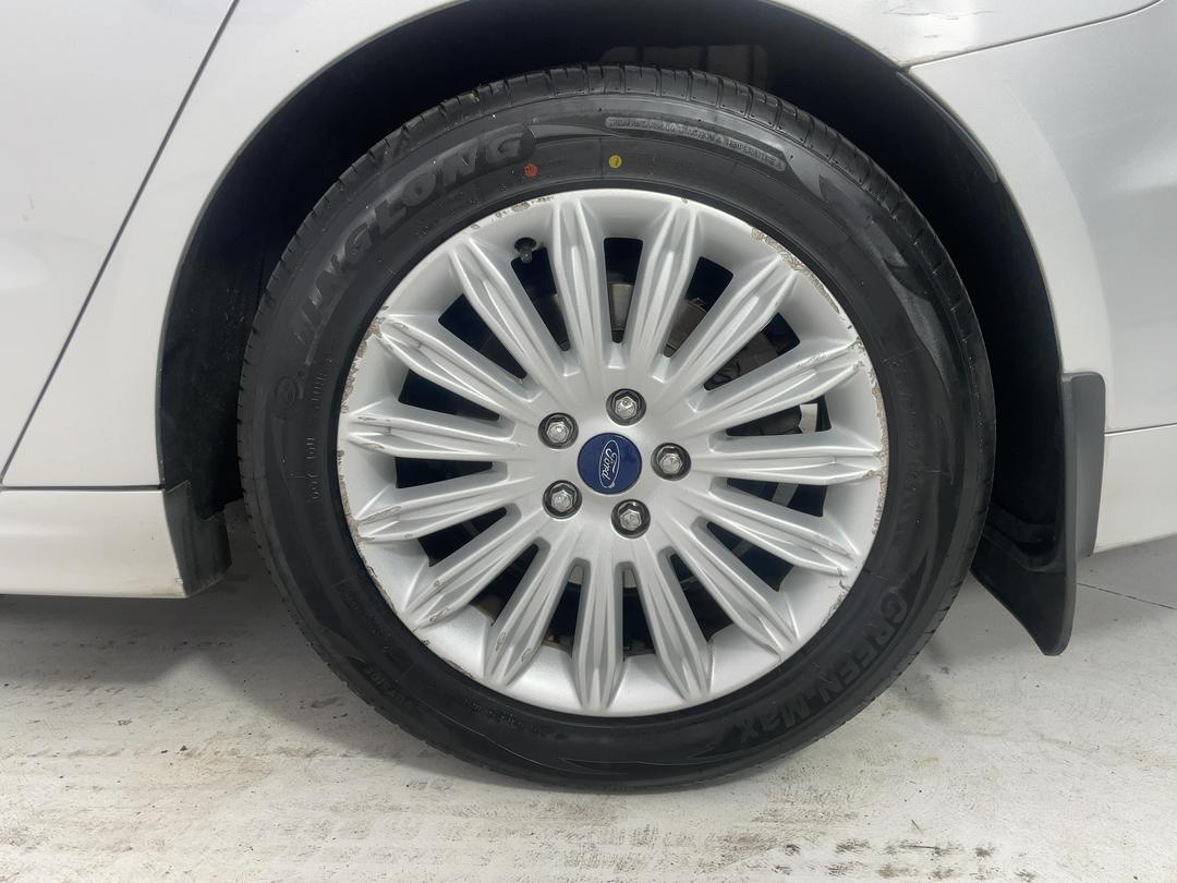 Photo '11' of Ford Mondeo