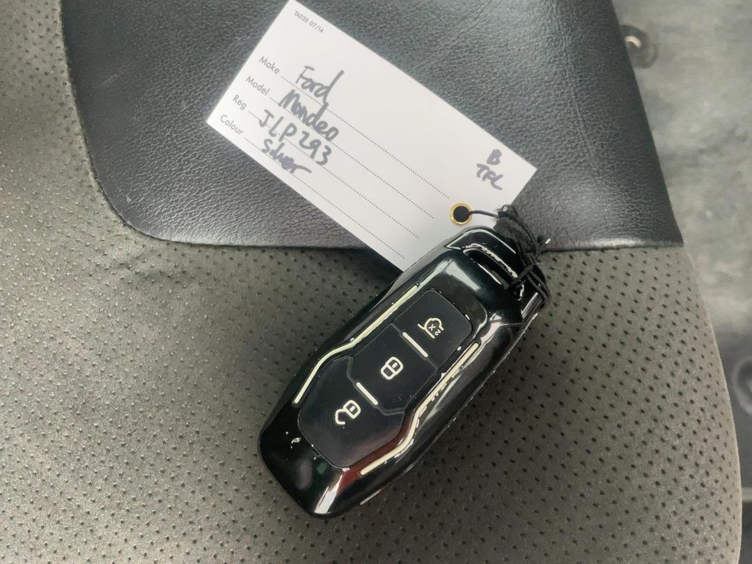 Photo '22' of Ford Mondeo