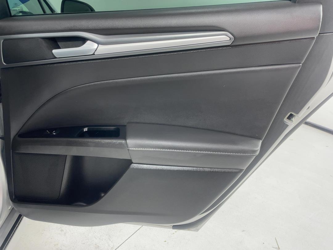 Photo '19' of Ford Mondeo
