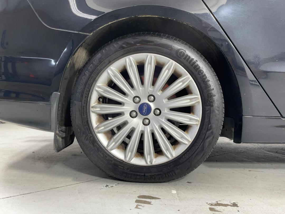 Photo '12' of Ford Mondeo