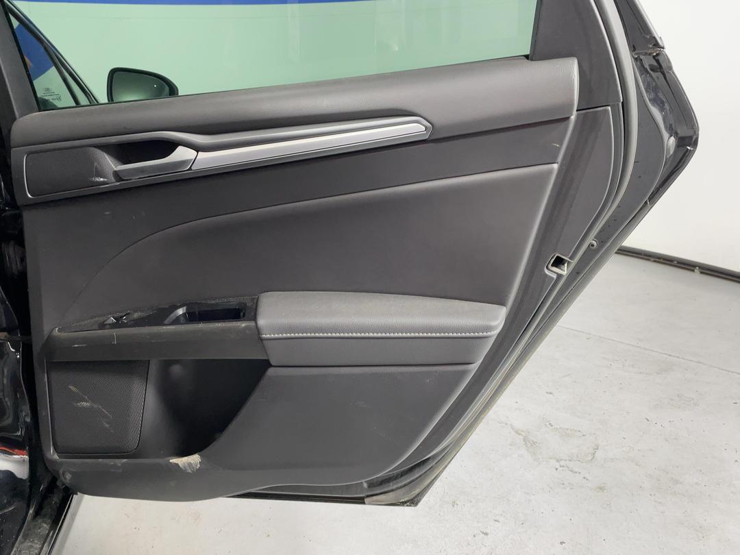 Photo '19' of Ford Mondeo