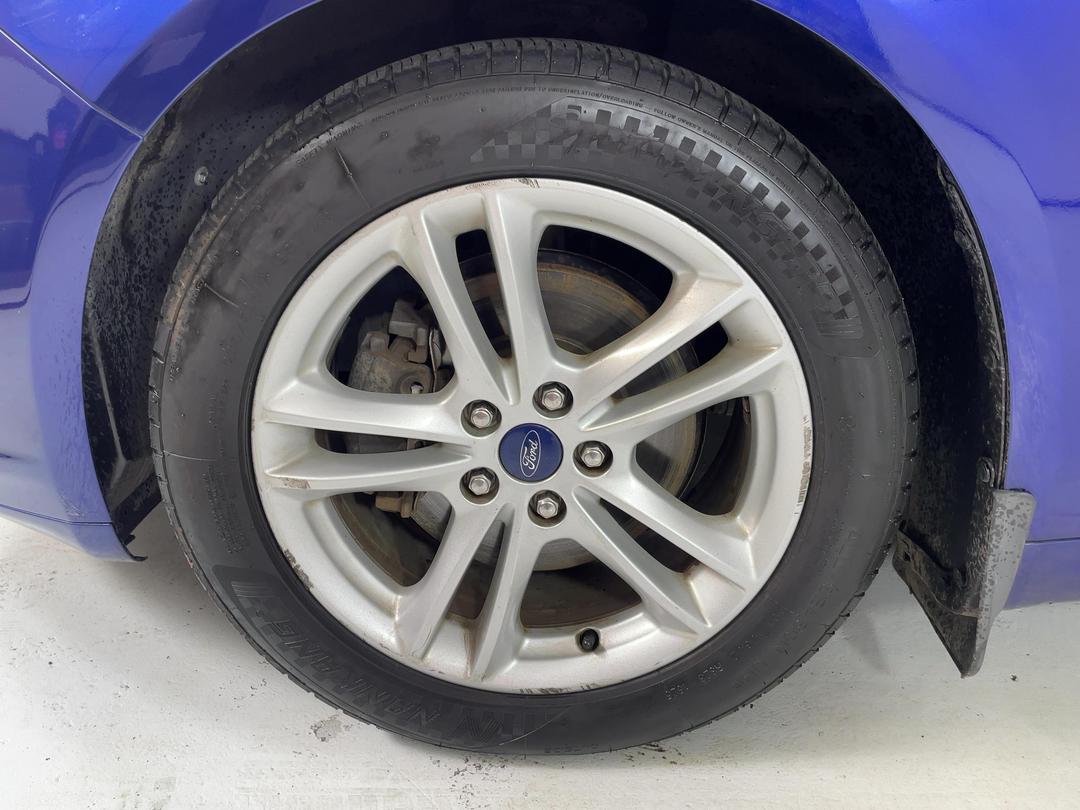 Photo '10' of Ford Mondeo
