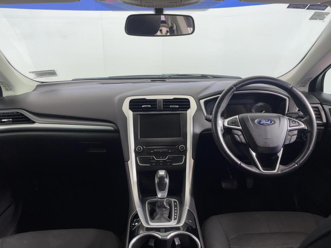 Photo '17' of Ford Mondeo