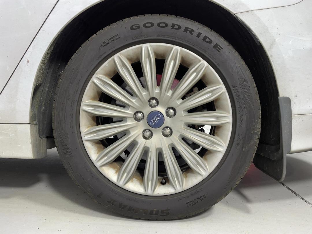 Photo '11' of Ford Mondeo Trend 5DR Diesel Photo '11' of Ford Mondeo Trend 5DR Diesel