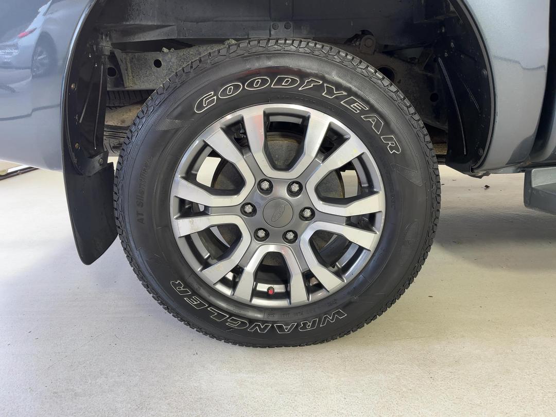 Photo '12' of Ford Ranger