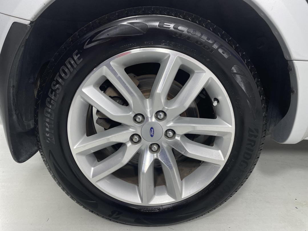 Photo '12' of Ford Territory