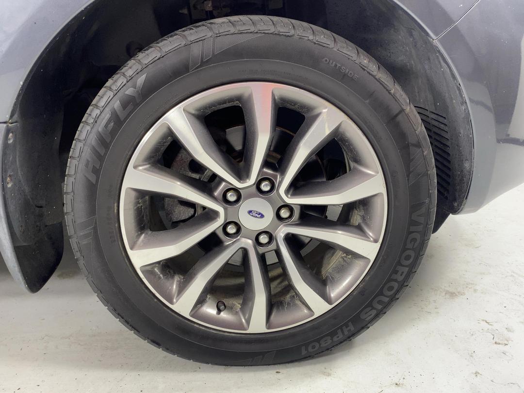 Photo '9' of Ford Territory