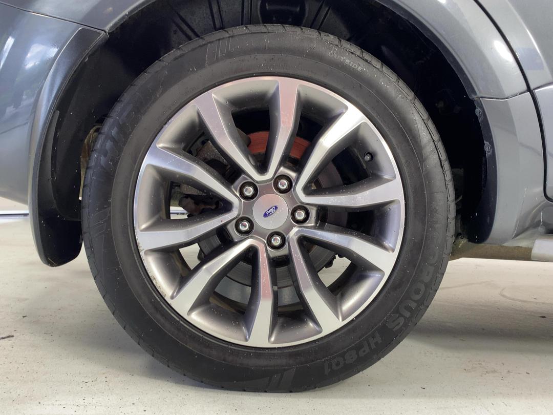 Photo '12' of Ford Territory