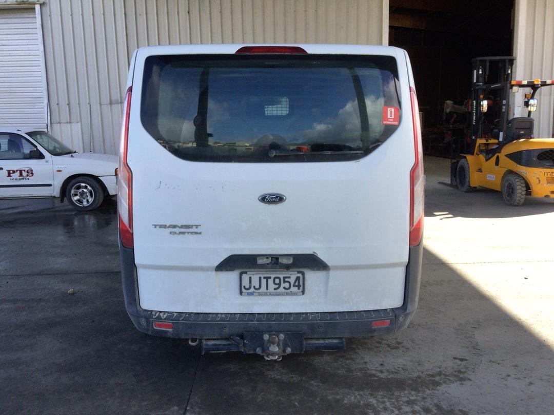 Photo '6' of Ford Transit SWB LOW Roof Photo '6' of Ford Transit SWB LOW Roof