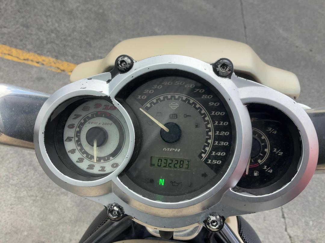 Photo '7' of Harley Davidson Vrscf V-ROD Muscle