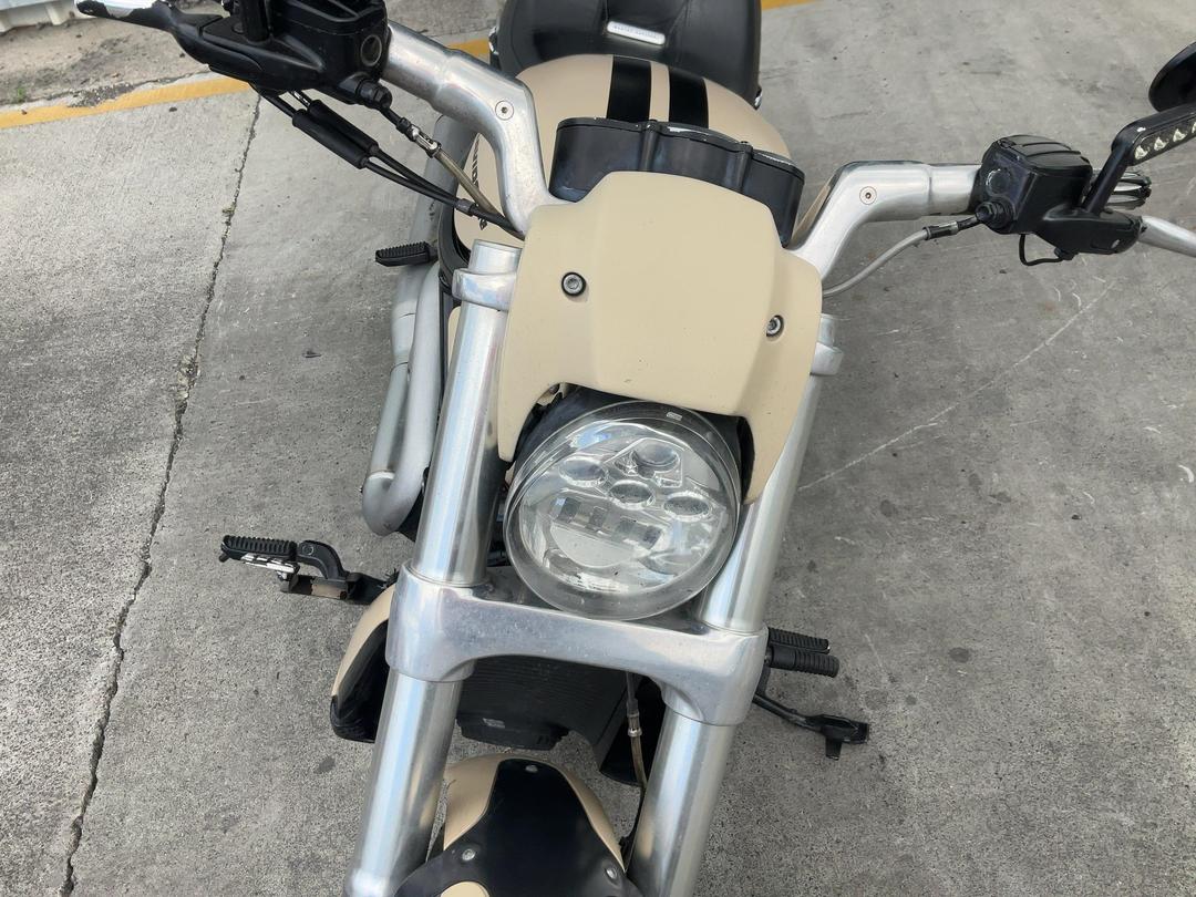 Photo '17' of Harley Davidson Vrscf V-ROD Muscle