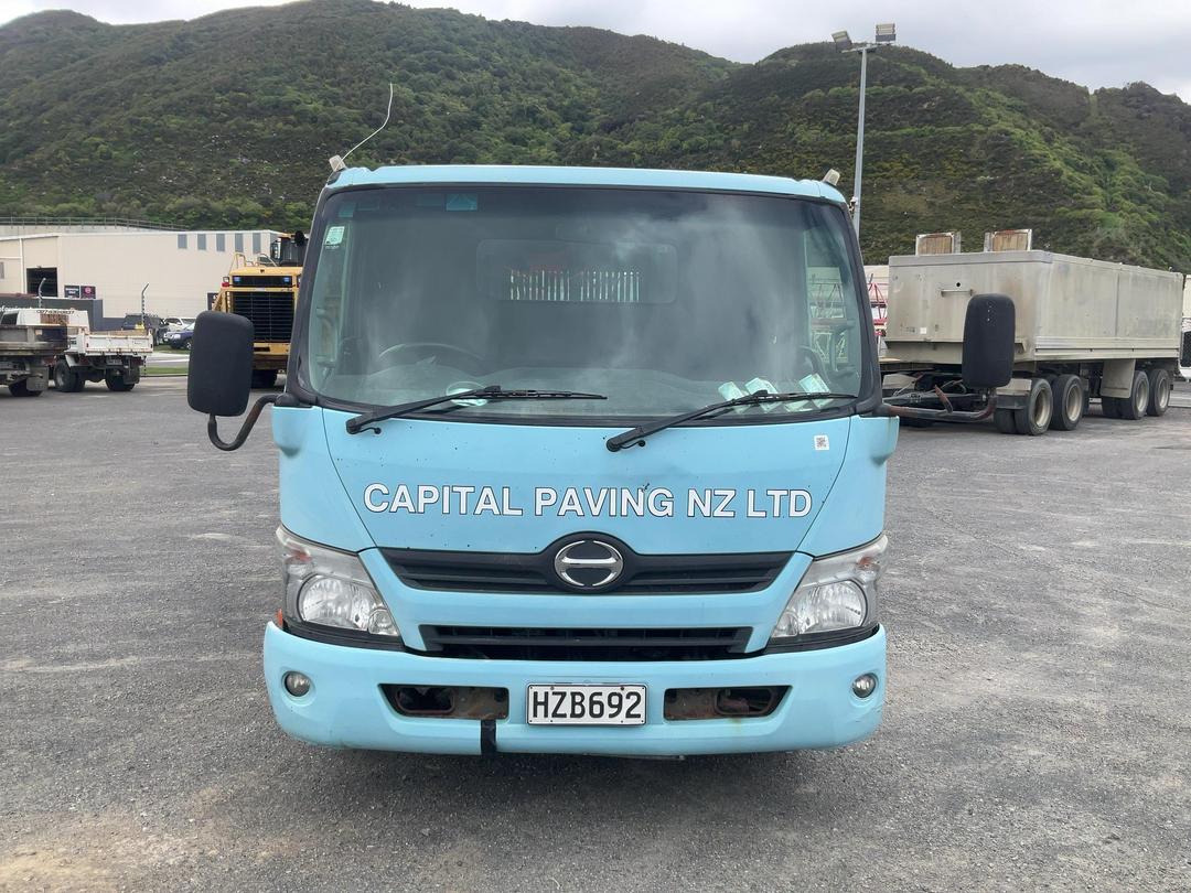 Photo '13' of Hino 300 XZU710R-HKFQTQ3D Tipper