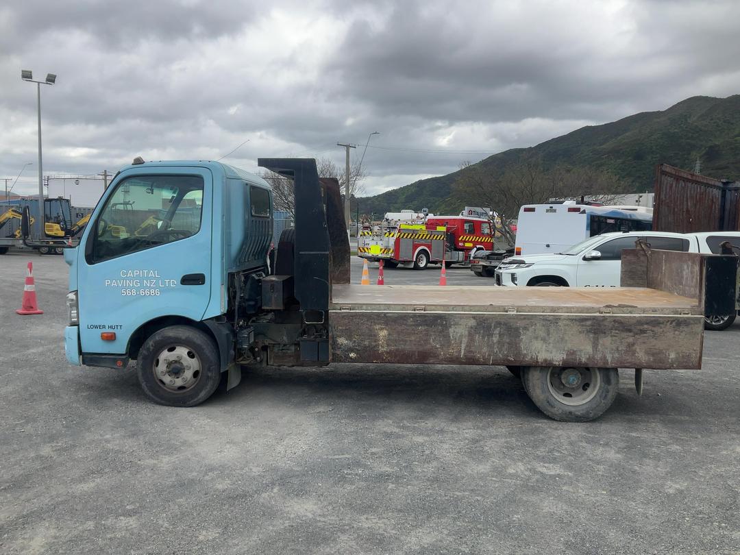 Photo '11' of Hino 300 XZU710R-HKFQTQ3D Tipper