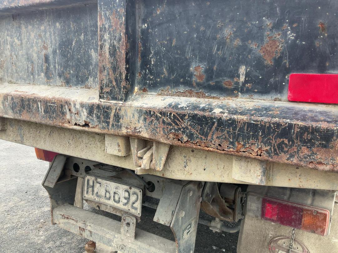 Photo '41' of Hino 300 XZU710R-HKFQTQ3D Tipper