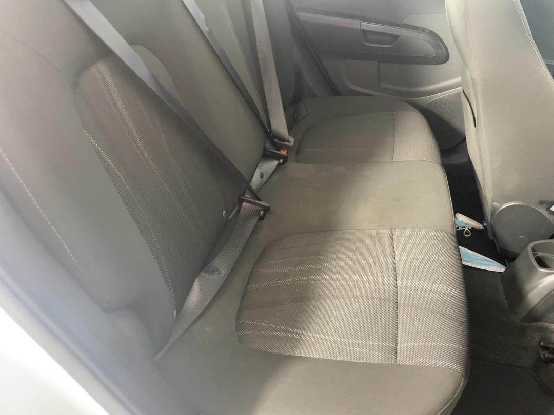 Photo '18' of Holden Barina CD Photo '18' of Holden Barina CD