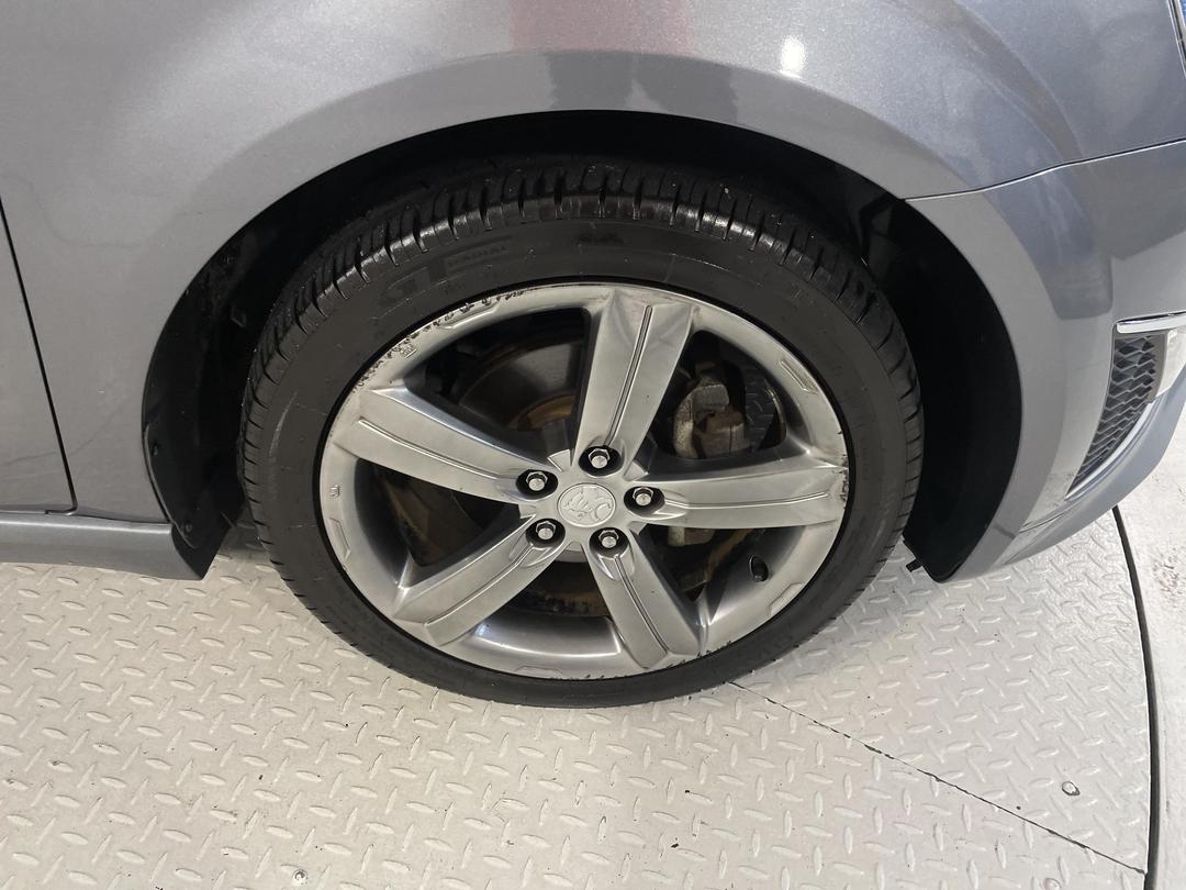 Photo '9' of Holden Barina