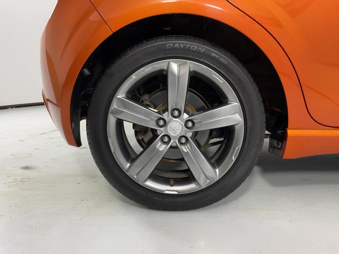 Photo '12' of Holden Barina