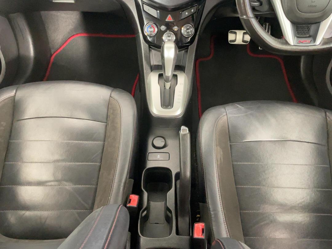 Photo '18' of Holden Barina