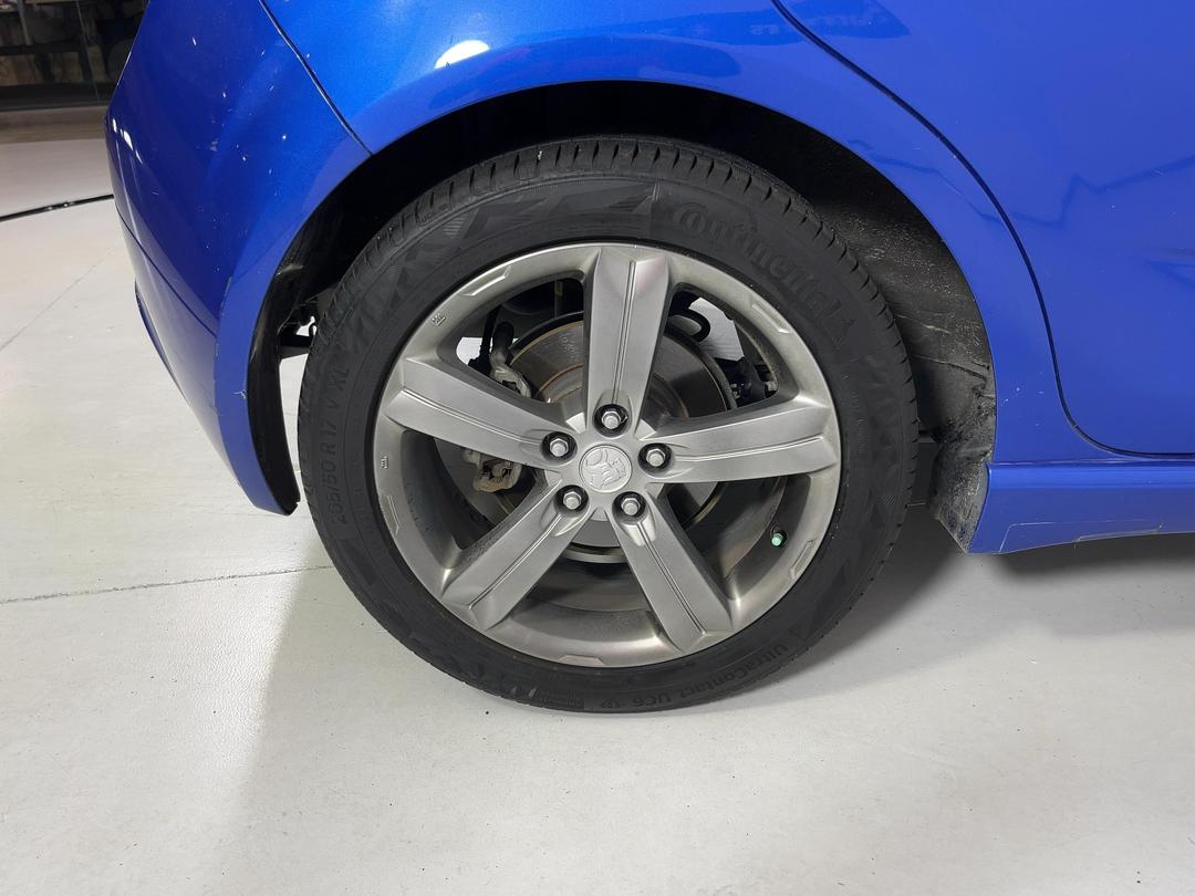 Photo '12' of Holden Barina