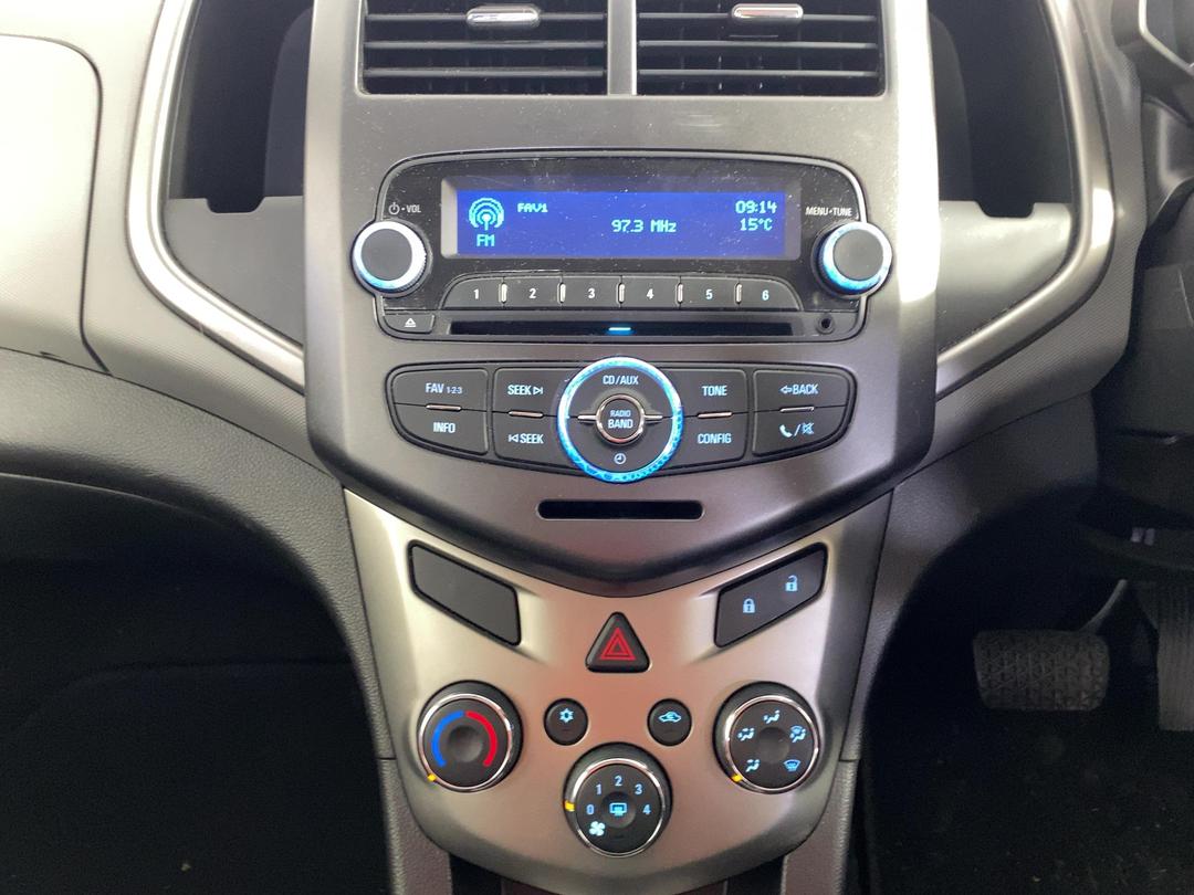 Photo '18' of Holden Barina