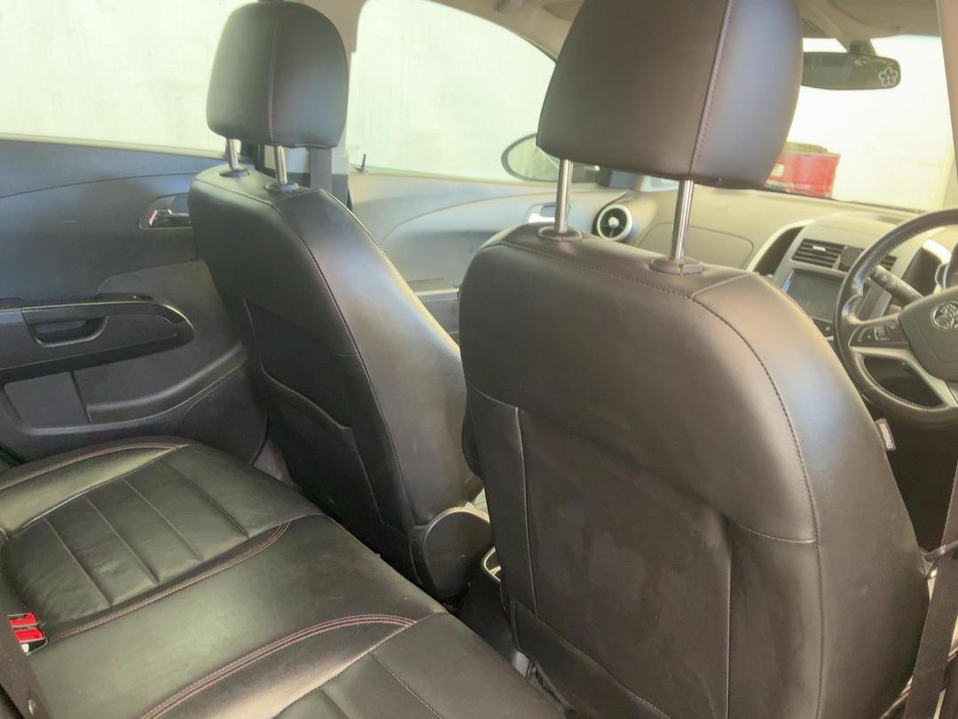 Photo '11' of Holden Barina RS Photo '11' of Holden Barina RS