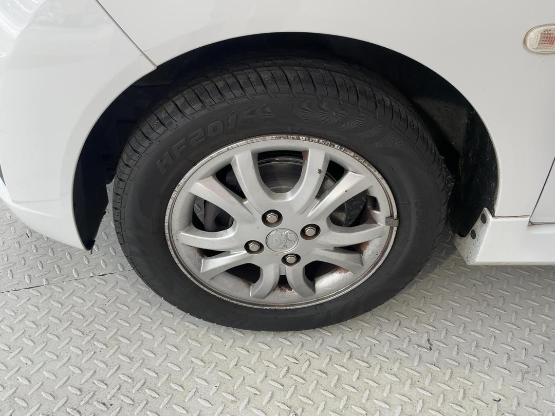 Photo '10' of Holden Barina Spark