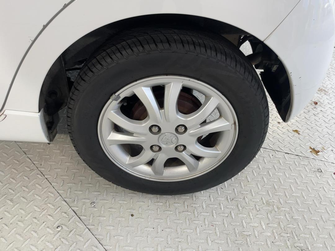 Photo '11' of Holden Barina Spark