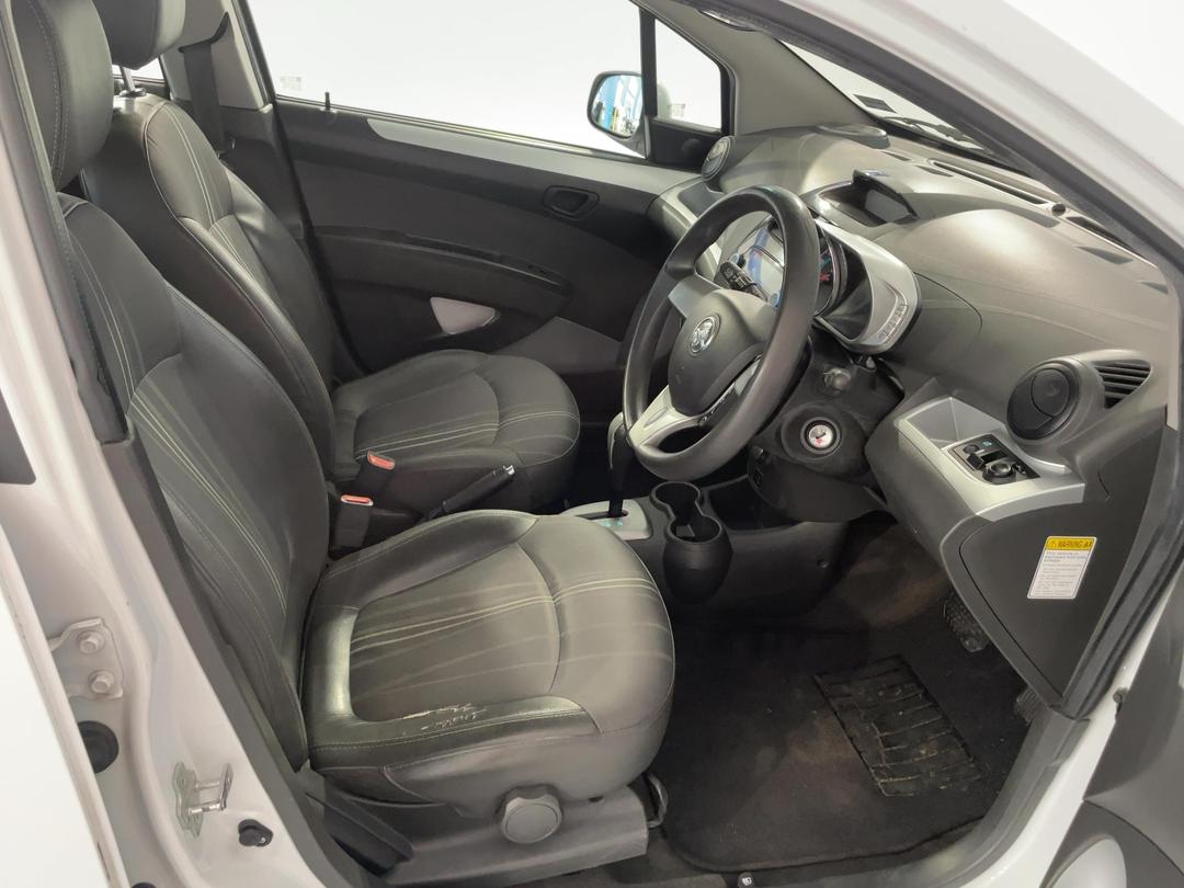 Photo '16' of Holden Barina Spark