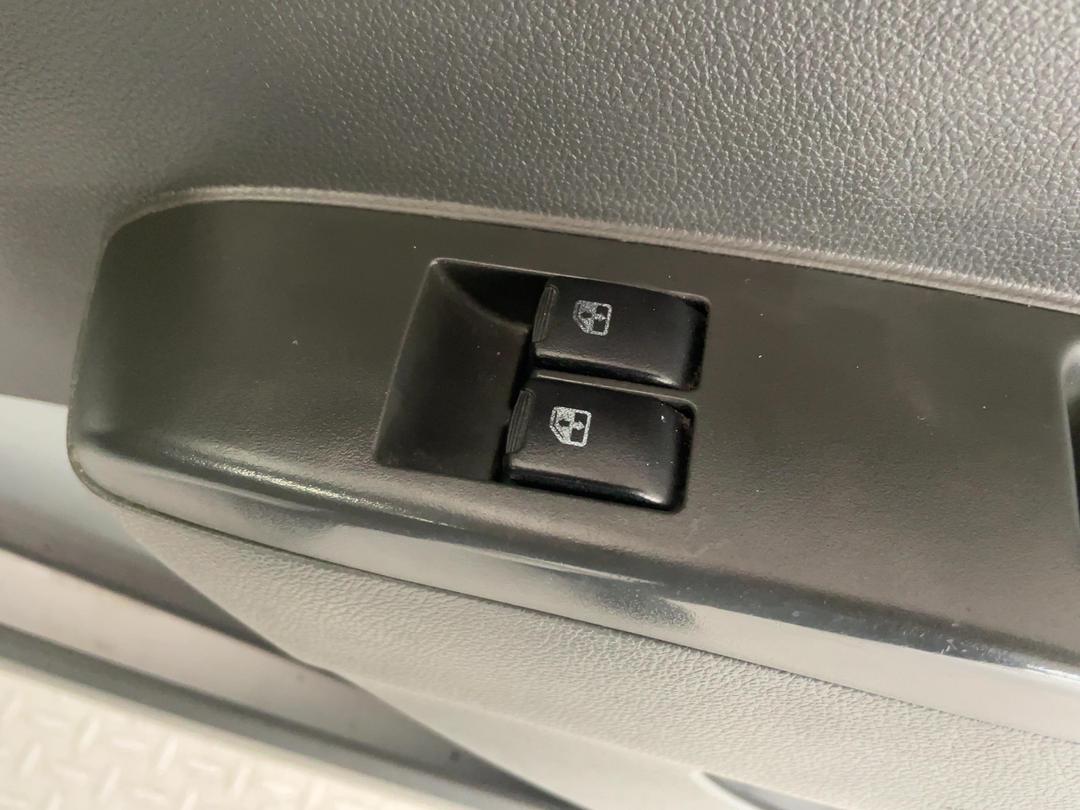 Photo '23' of Holden Barina Spark
