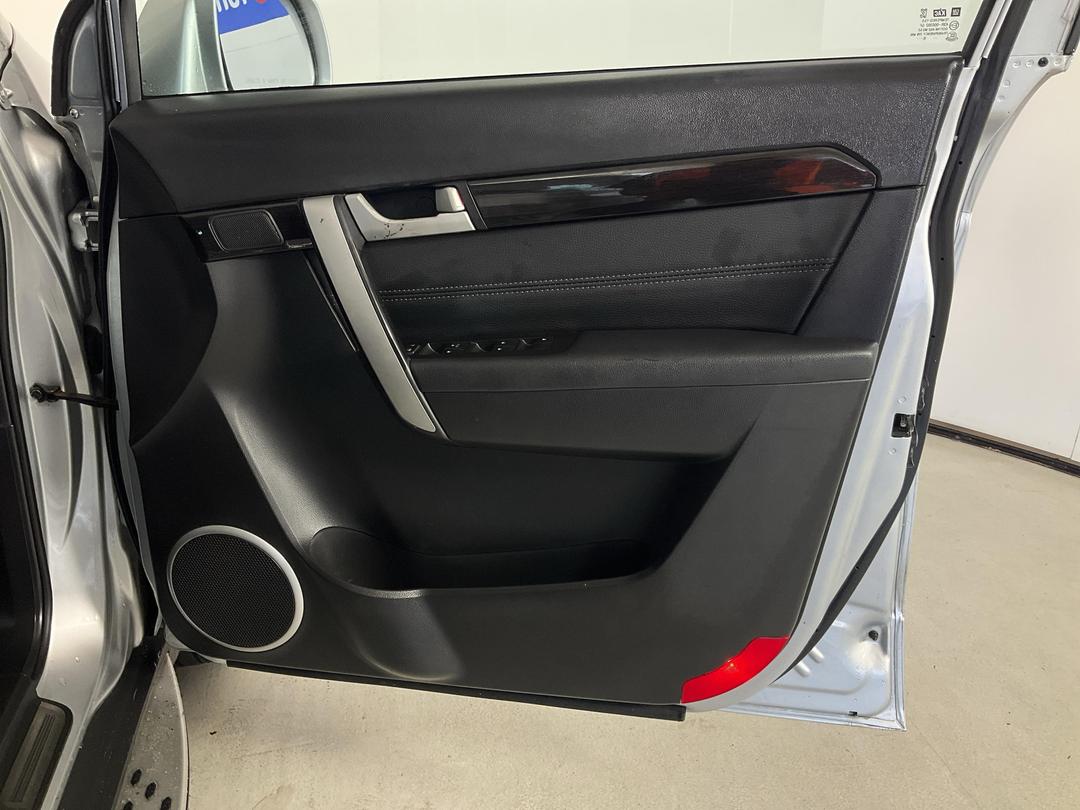 Photo '15' of Holden Captiva 7