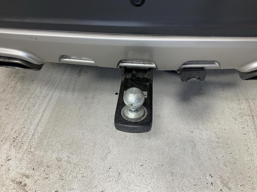 Photo '32' of Holden Captiva 7