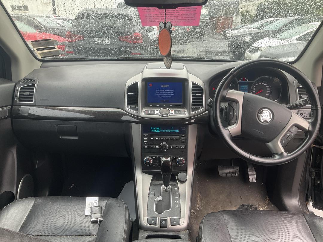 Photo '13' of Holden Captiva 7 7 LTZ