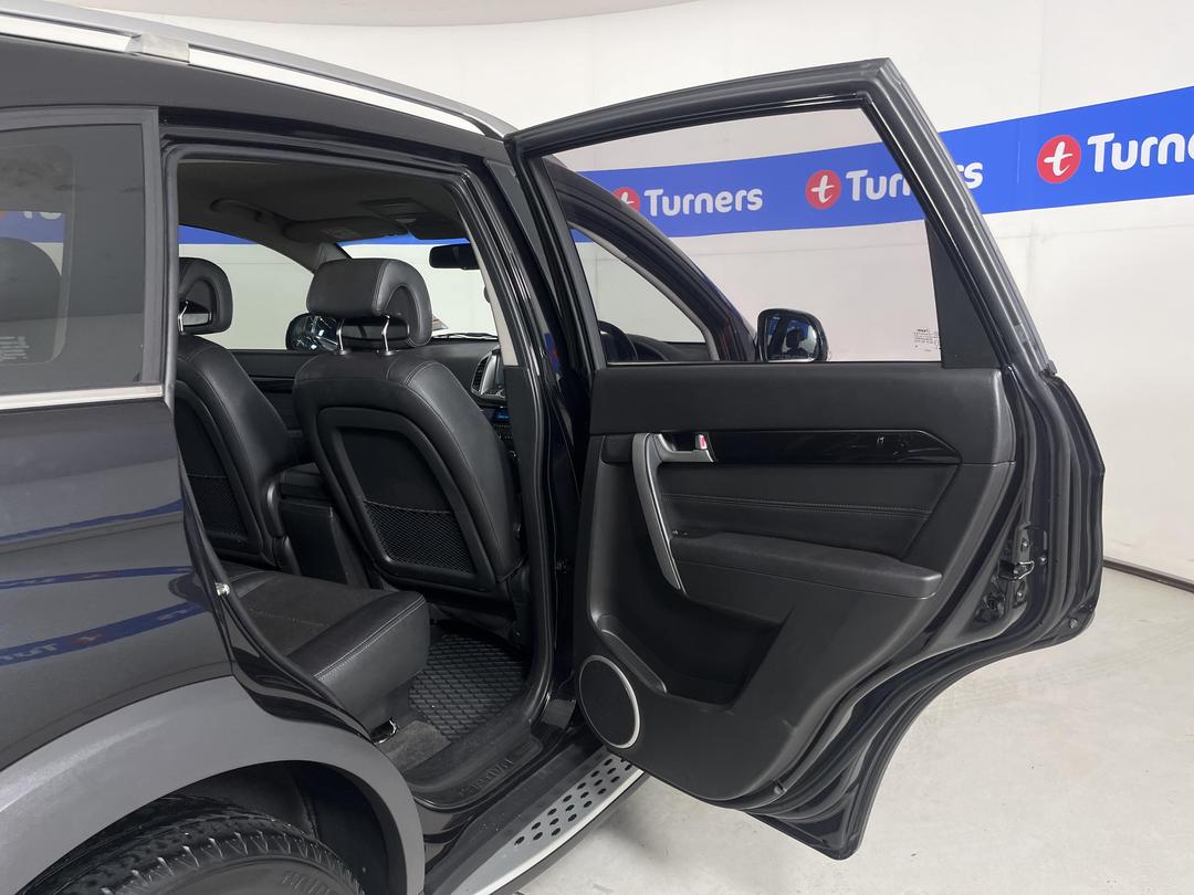 Photo '19' of Holden Captiva 7