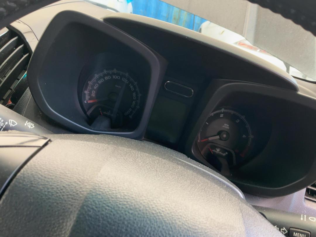 Photo '14' of Holden Colorado Storm