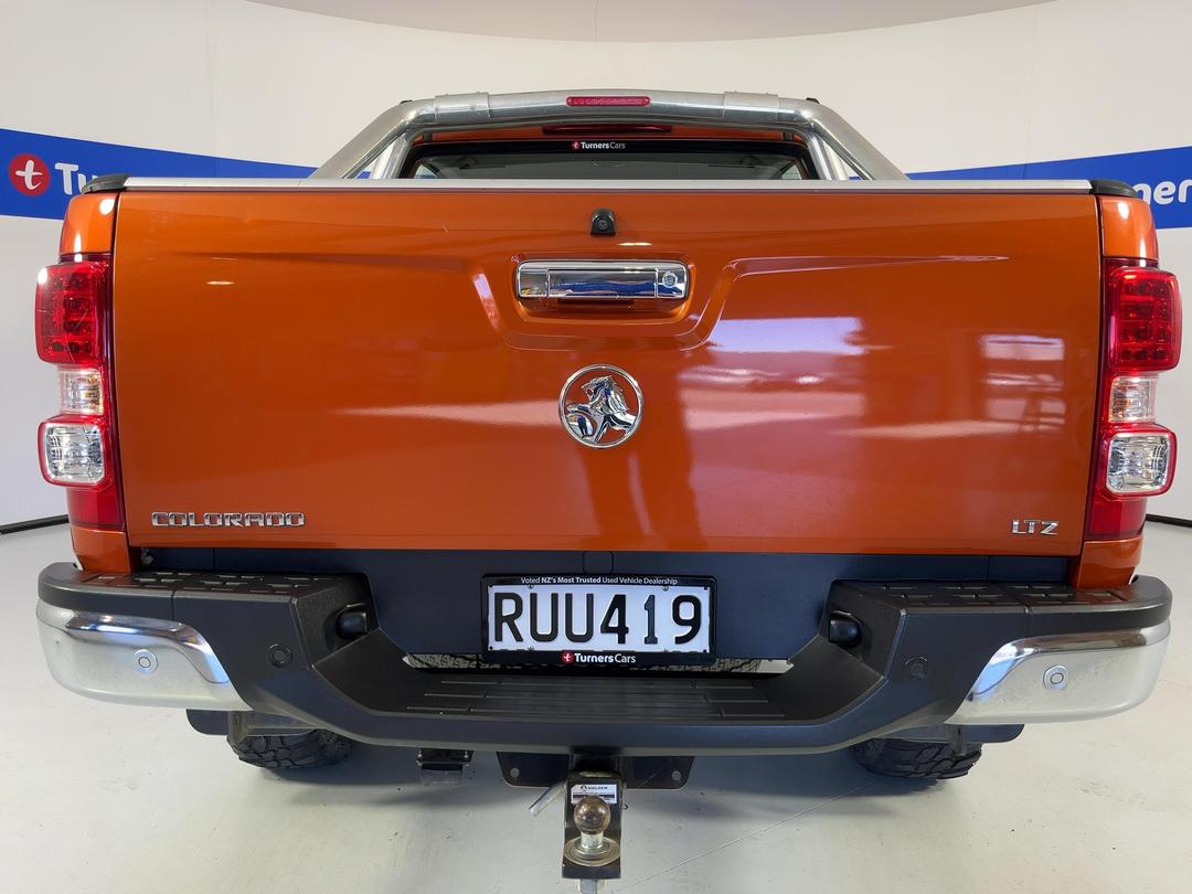 Photo '6' of Holden Colorado