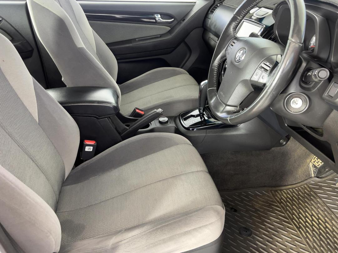Photo '16' of Holden Colorado