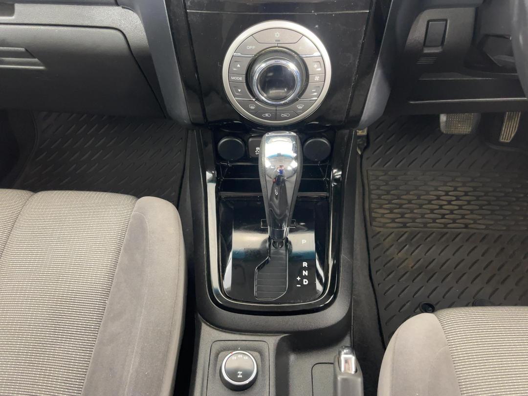 Photo '18' of Holden Colorado