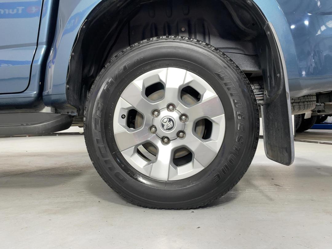 Photo '11' of Holden Colorado