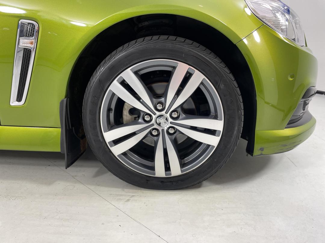 Photo '9' of Holden Commodore