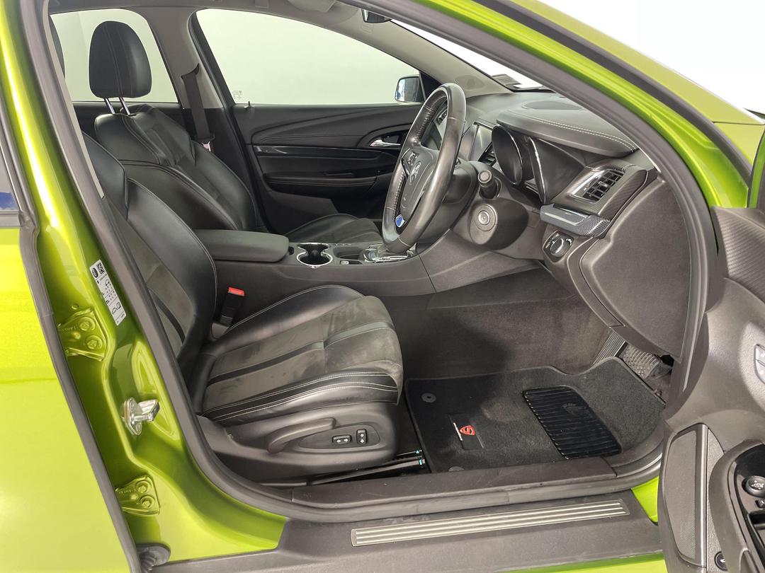 Photo '16' of Holden Commodore