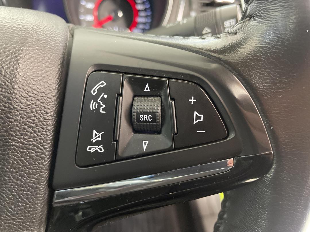 Photo '24' of Holden Commodore