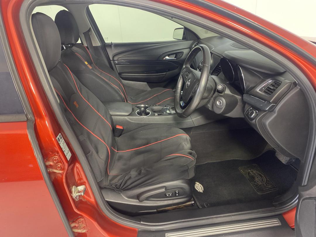 Photo '16' of Holden Commodore