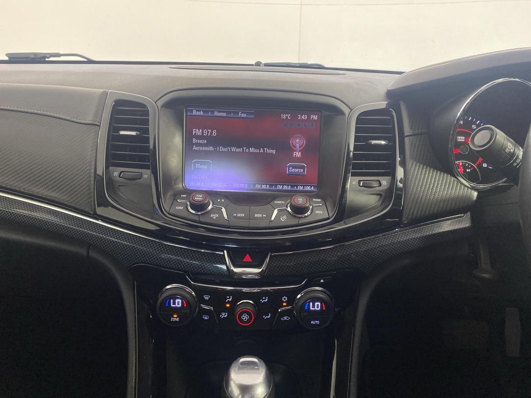 Photo '18' of Holden Commodore