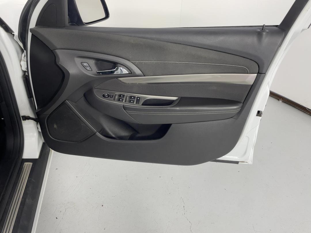 Photo '15' of Holden Commodore