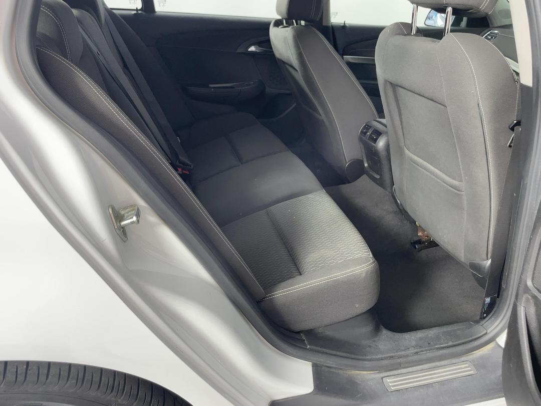 Photo '20' of Holden Commodore