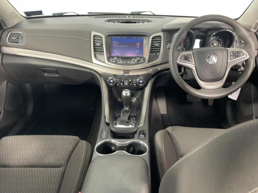 Photo '17' of Holden Commodore