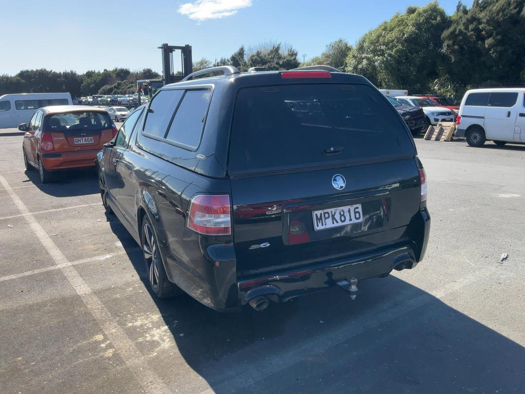 Photo '4' of Holden Commodore VF UTE SV6 Storm Photo '4' of Holden Commodore VF UTE SV6 Storm