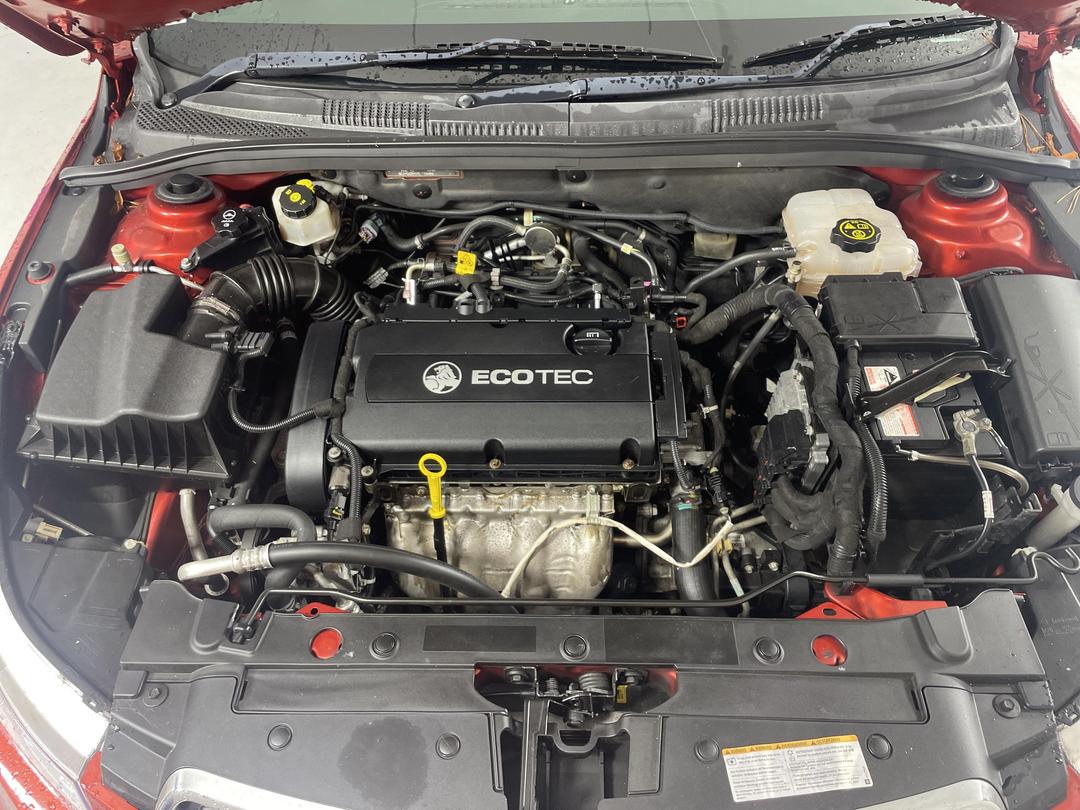 Photo '13' of Holden Cruze