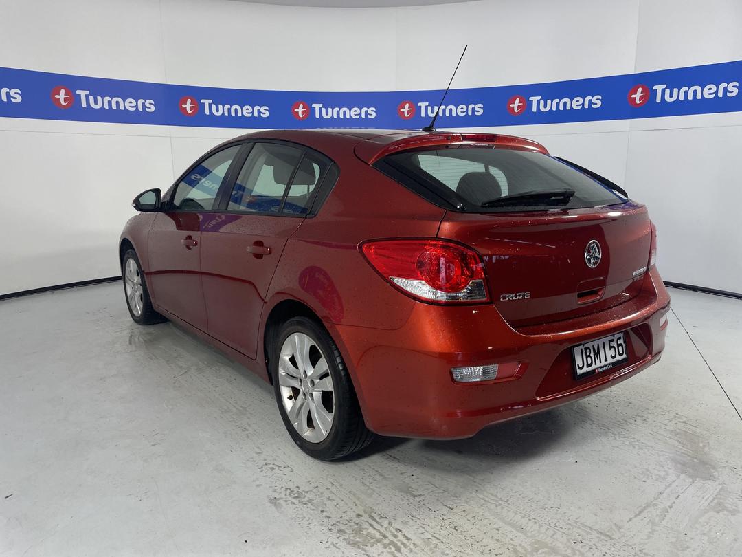 Photo '5' of Holden Cruze