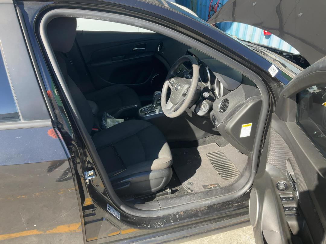 Photo '19' of Holden Cruze Equipe